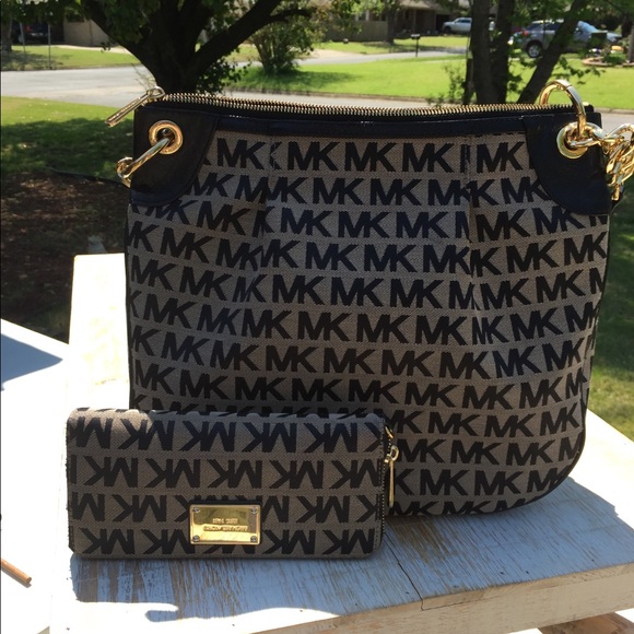 Michael Kors Handbags - Michael Kors matching purse and wallet